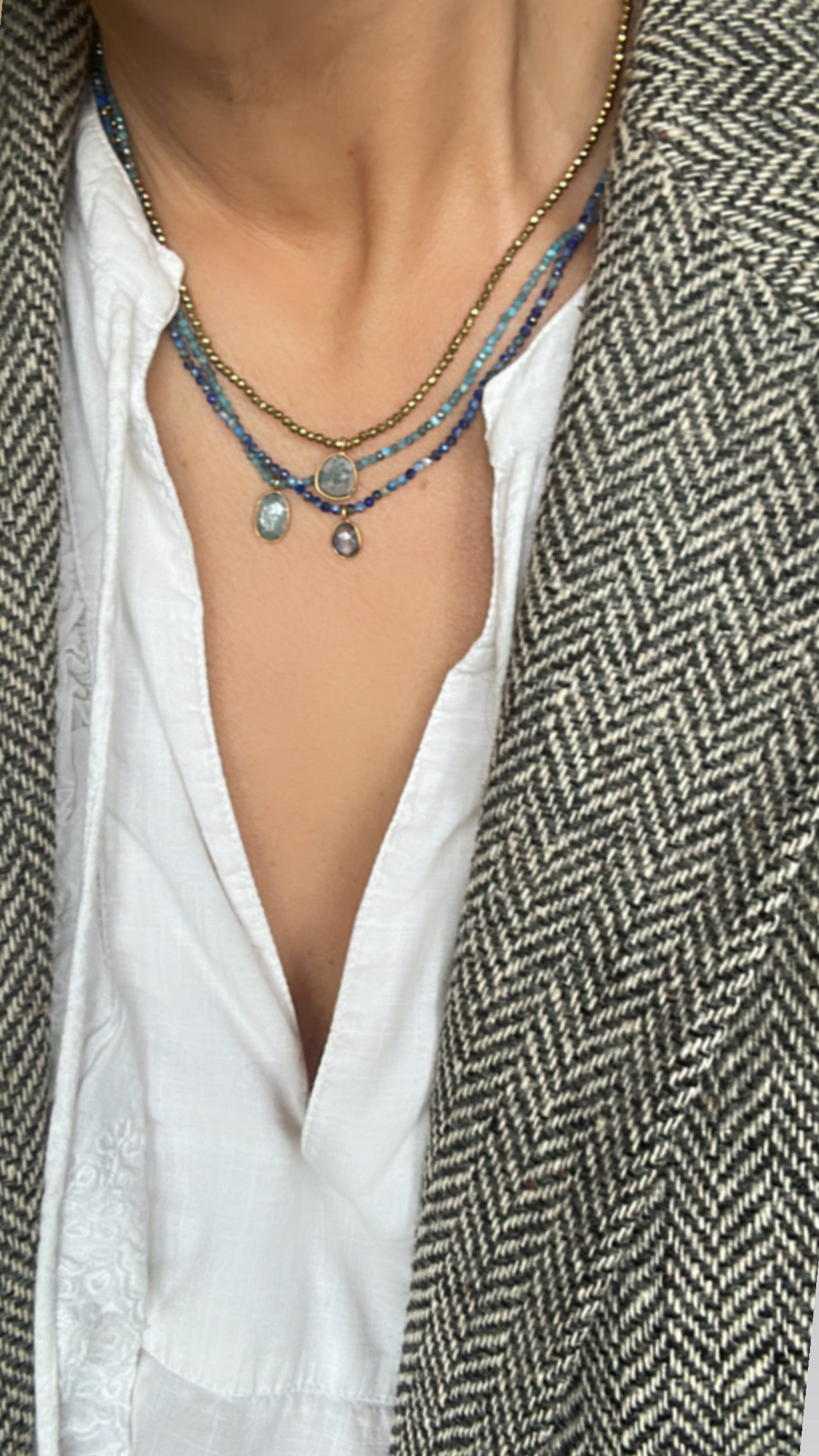 Collier Ina