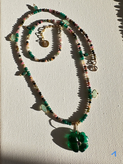 Collier Clover