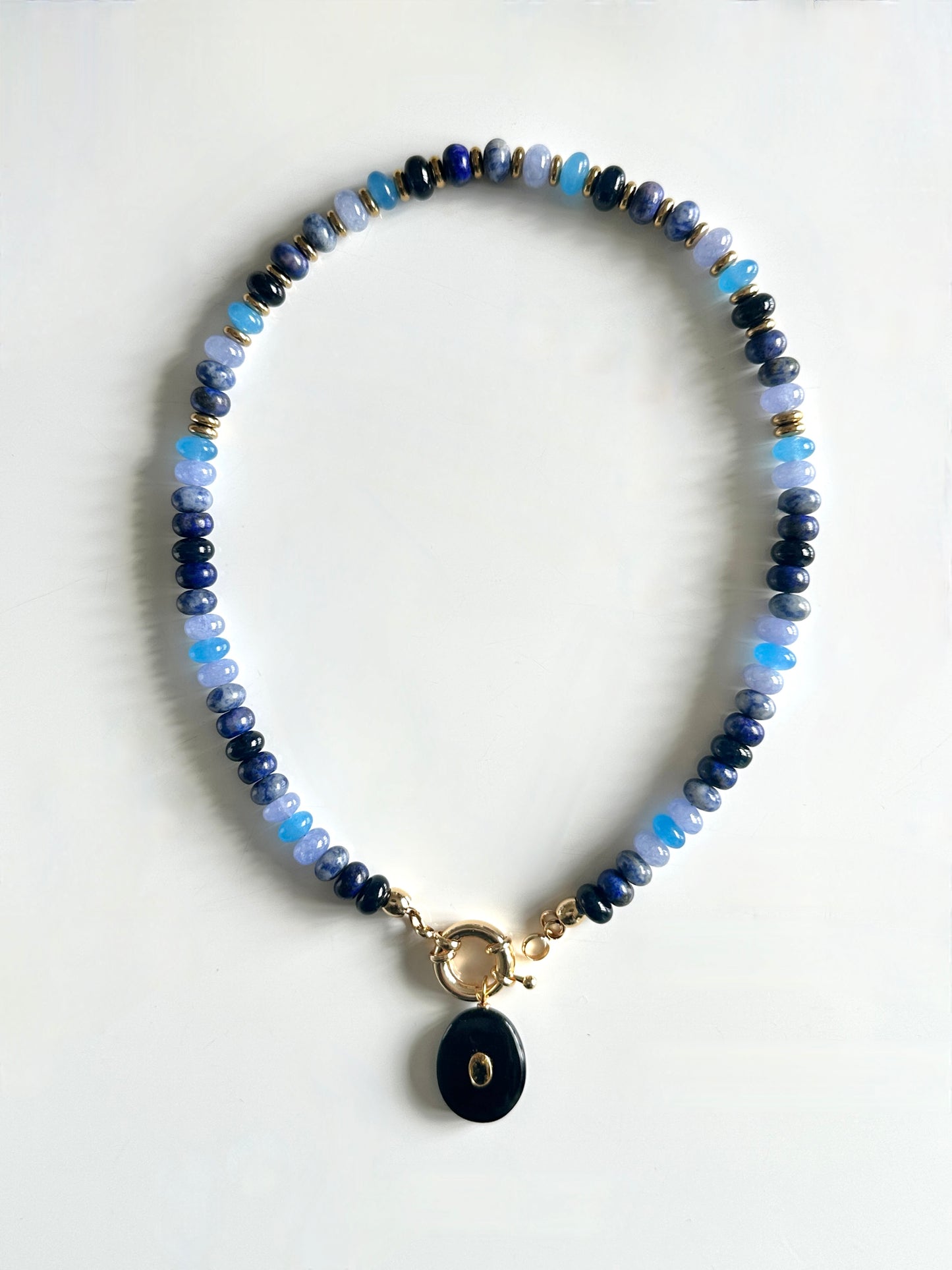 Collier MAHANI Boat long (vendu sans pendentif)