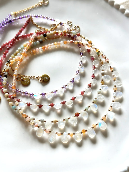 Collier Moon