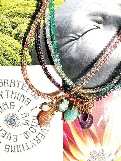 Colliers KHEPRI perles en verre